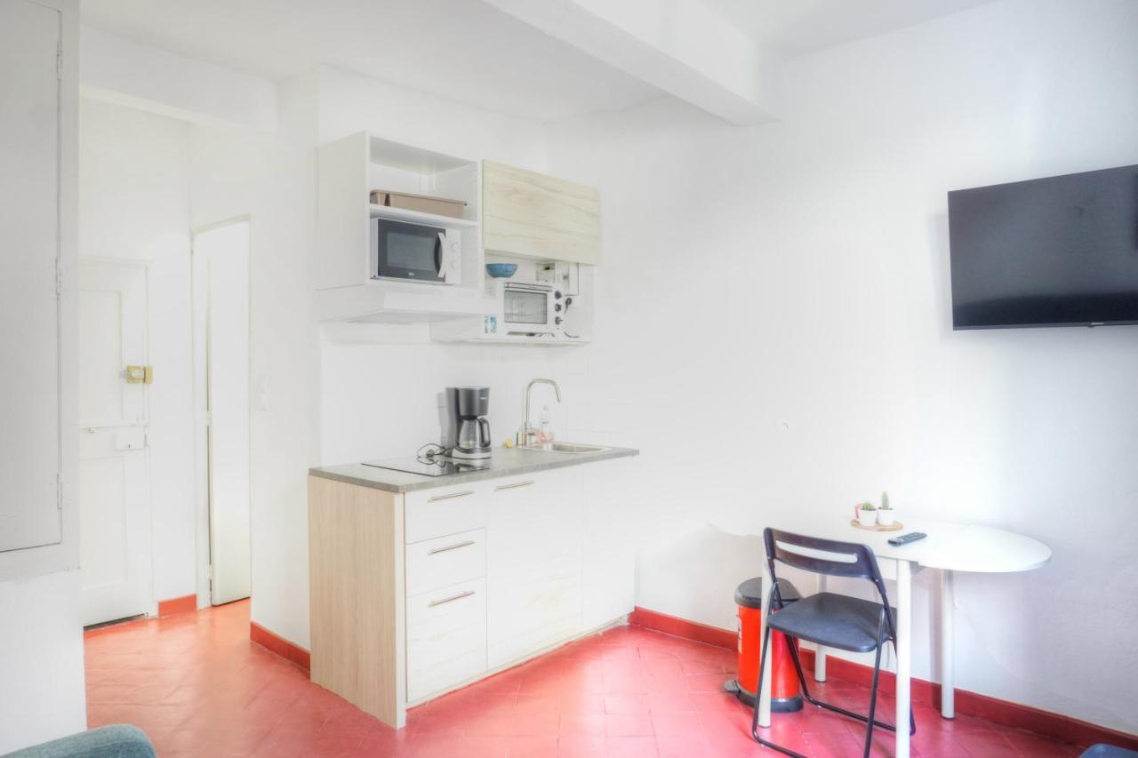 Studio Au Coeur Du Village Provencale De Riez. Dans Le Verdon. Kültér fotó